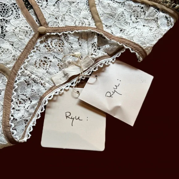 ONLY 1 LEFT, Size Medium Boho Brown and Ivory Ryu Top, Textured with Dot Detail - Picture 14 of 15